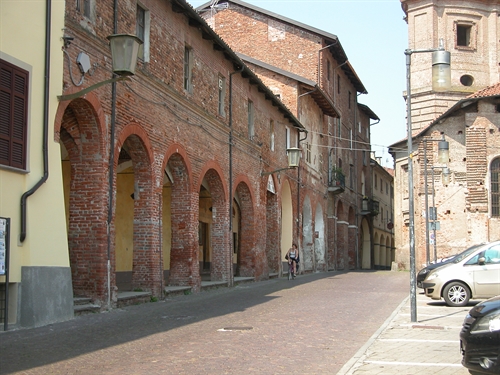 Antichi Portici di Via Savoia.